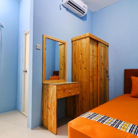 Bedur Homestay Syariah Bekasi Eksteriør billede